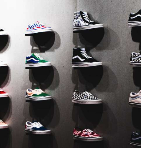All You Should Know About Cleaning Old Sneaker: With Or Without The Need Of A Washing Machine