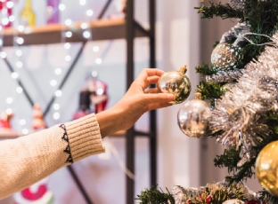 Merry and Bright: Unveiling Christmas Decor Trends for the Year