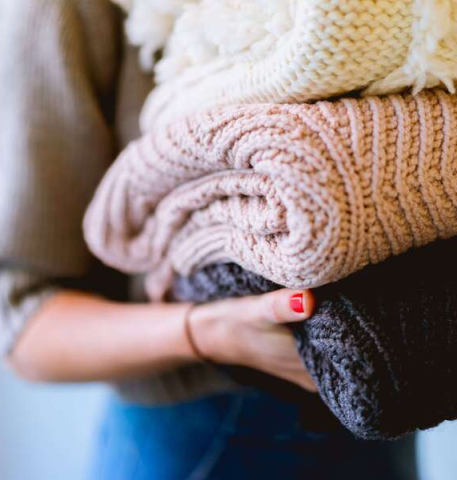 How To Smartly Wear A Dress In Winter