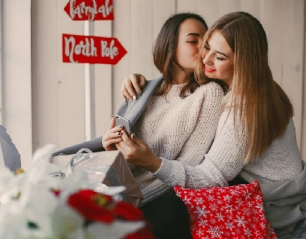 Mother’s Day in the UK: Thoughtful Gift Ideas to Make Her Smile