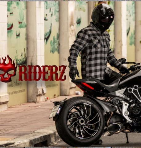 Riding with Attitude: The Skull Riderz Experience