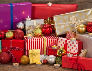 The Art of Giving: Thoughtful Winter Gift Ideas for Christmas