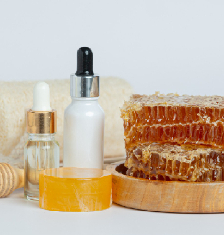 Unlock the Natural Glow: The Remarkable Benefits of Honey for Skin