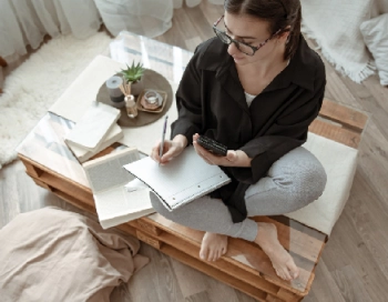 Why Minimalist Living is the New Wealth Statement