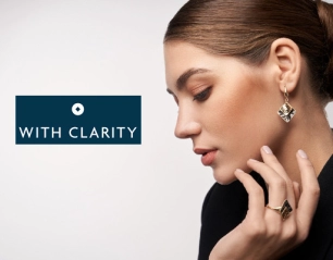 With Clarity Jewelry: Where Quality Meets Grace