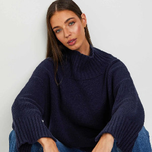 Why Jules B Deserves a Spot in Your Wardrobe