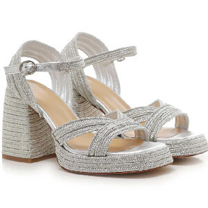 Why Jules B Deserves a Spot in Your Wardrobe